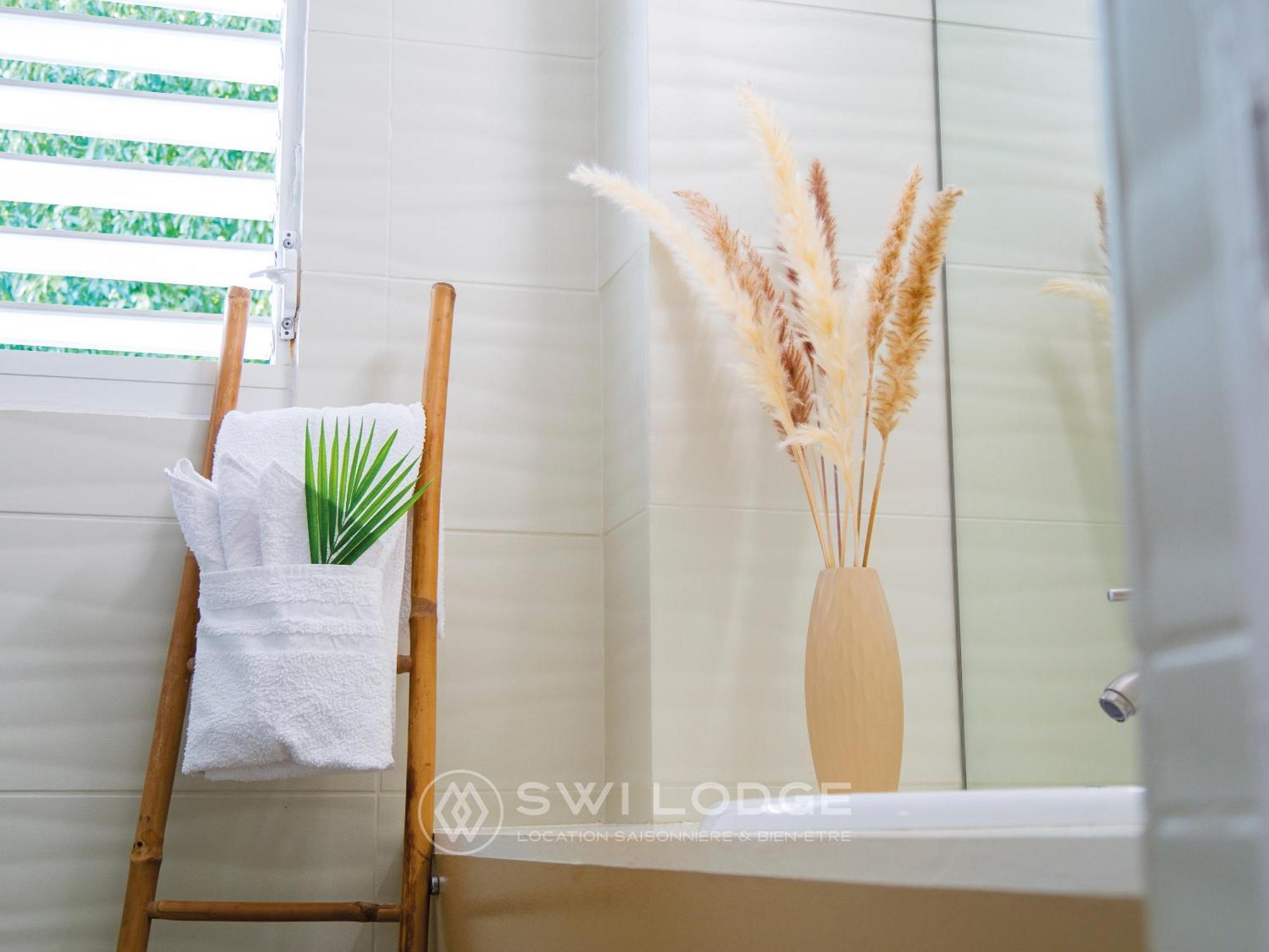 Swilodge Vue Sur Mer ! Petit Dejeuner Et Location De Voiture Possible ル・ムル エクステリア 写真