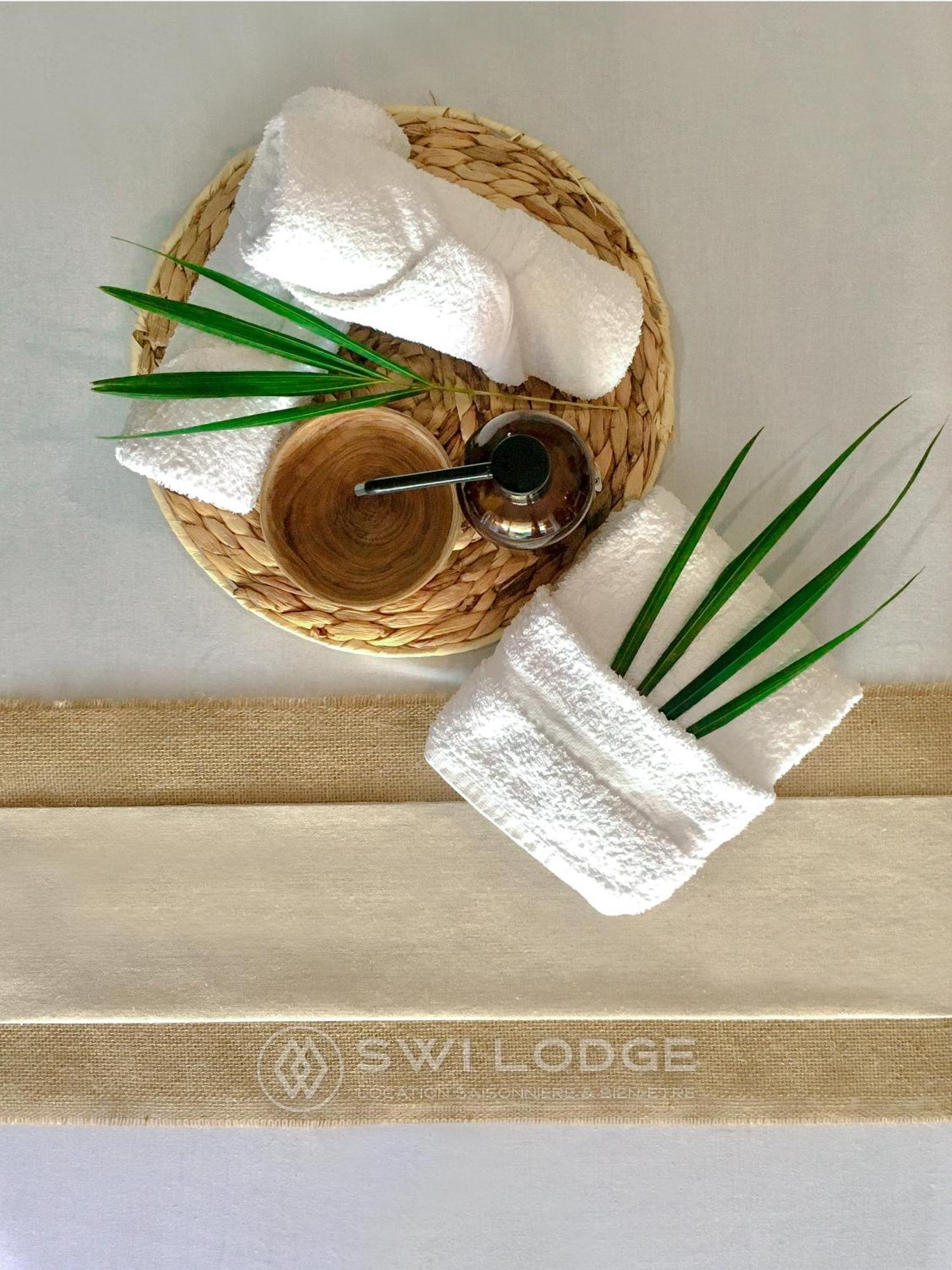 Swilodge Vue Sur Mer ! Petit Dejeuner Et Location De Voiture Possible ル・ムル エクステリア 写真